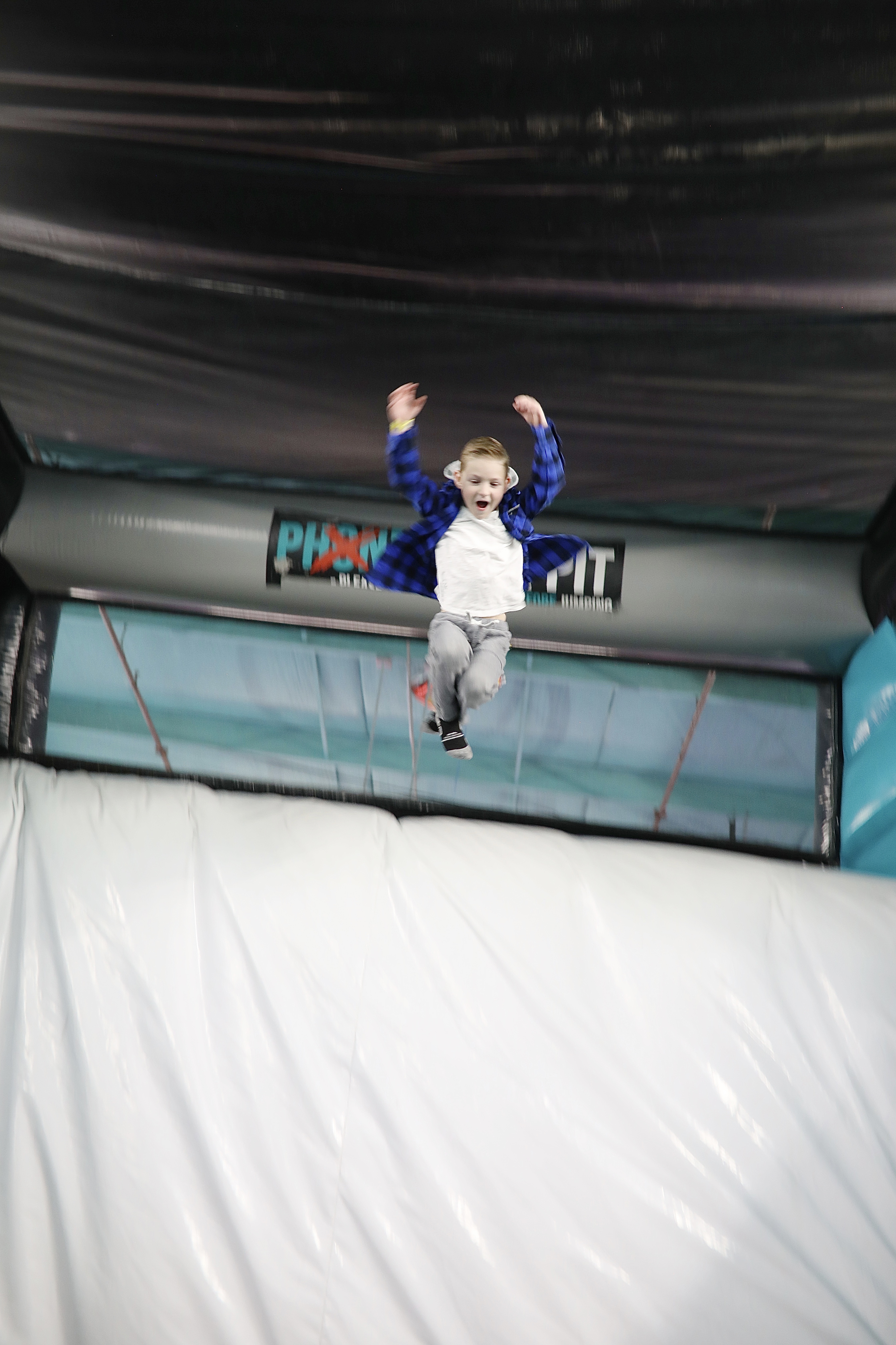 jump bounce world